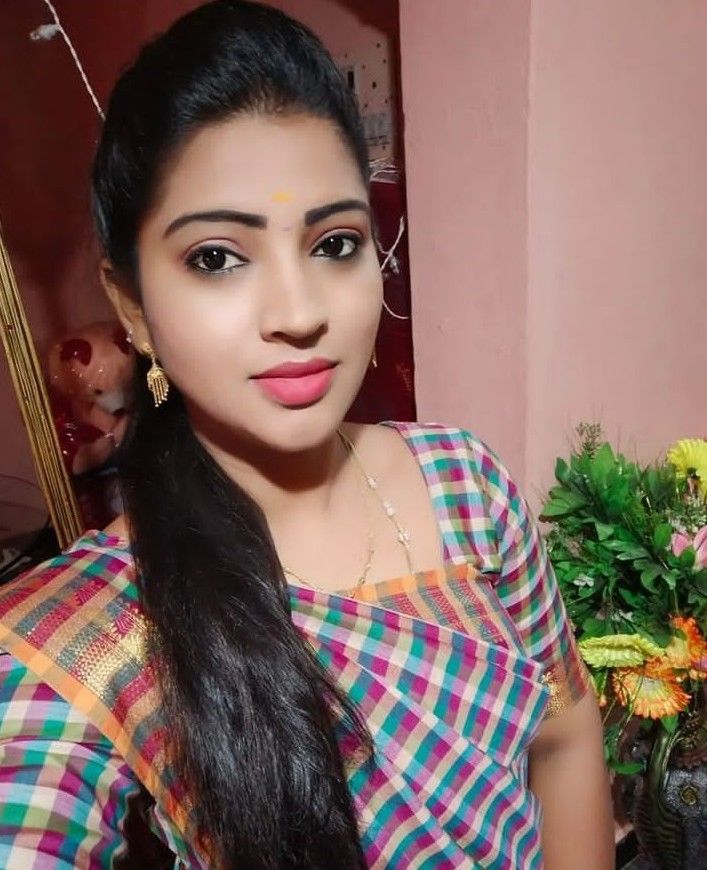Myself Samina Local Housewife and College Running Girl Available 