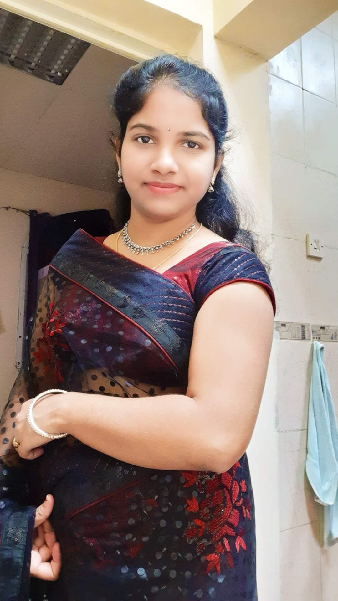 HAND TO HEND PAYMENT NEW MODEL HIGH PROFILE GIRL HOUSEWIFE AVAILABLE g