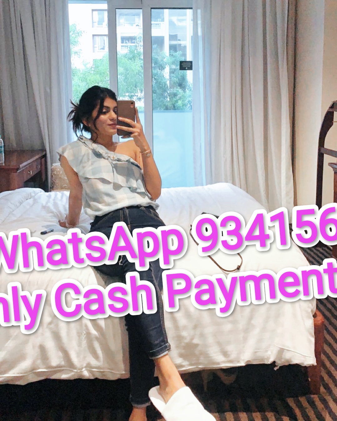 Only cash payment hand to hand payment in girl hand cash payment