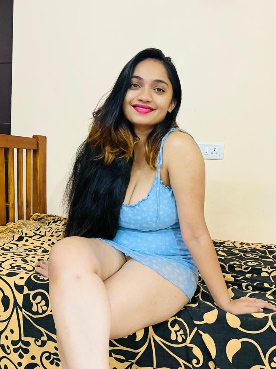 Real service provider college girl all type girl availabdy