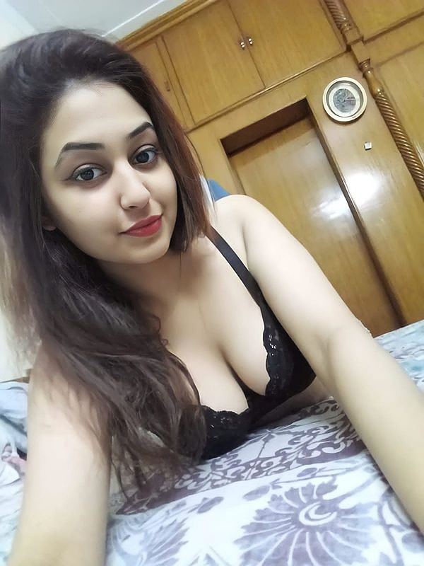 Visakhapatnam sakshi best call girl service hotel and home service ava