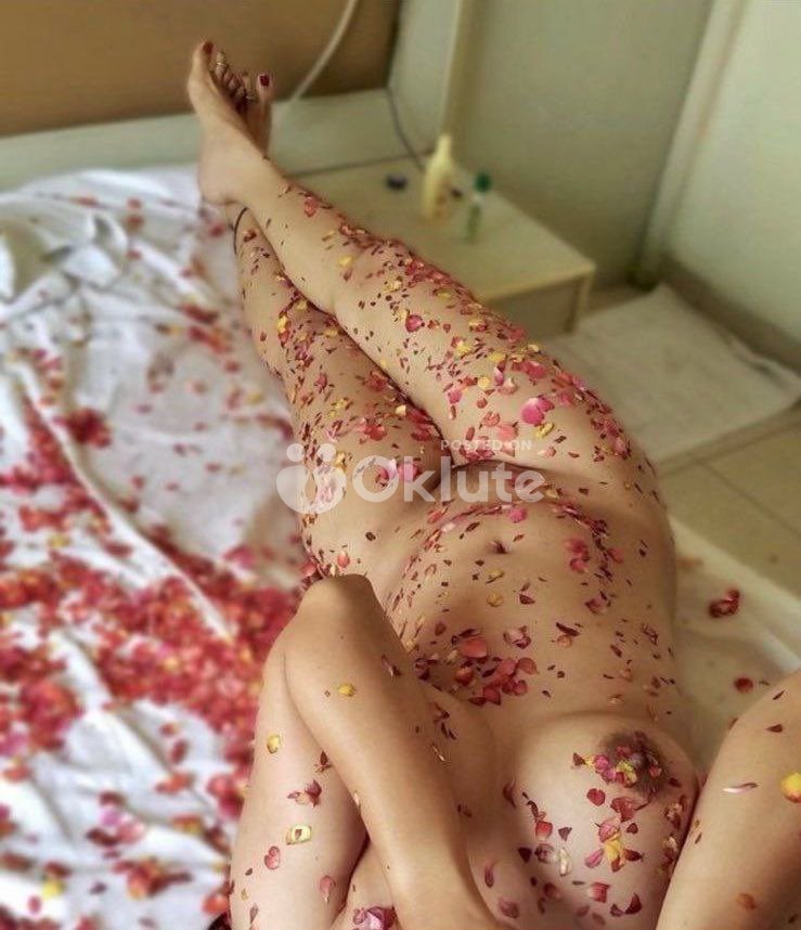 Hello everyone. I&#;m Radhika Genuine high-end independent call girl i
