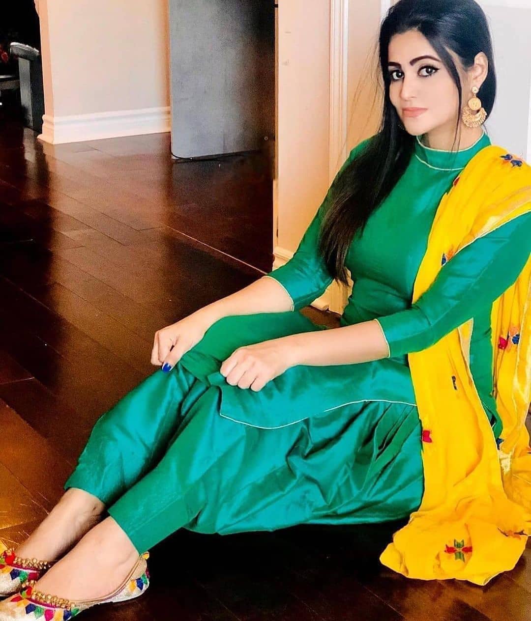 Chandigarh Call Girls In Zirakpur Ranveer Chandigarh Independent Escorts Service No Advance