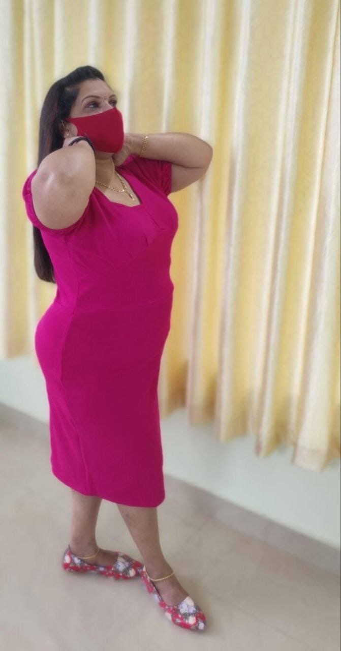 Ultra sexy Genuine sushmita aunty