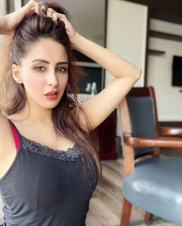 Touch with a Curvy Blonde -year-old Beauty from Bangalore Nagavara