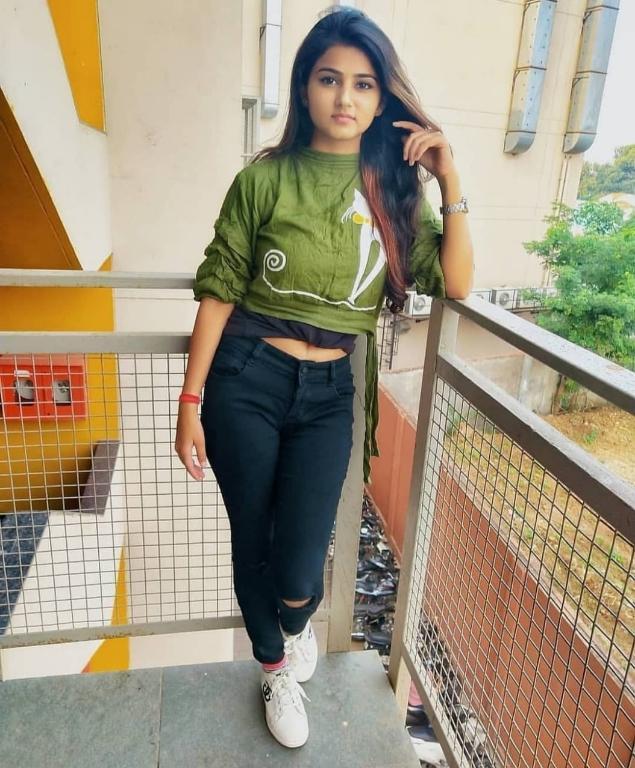 Adilabad Call & whatsapp 📞 𝟕𝟐𝟓𝟎𝟖𝟔𝟒𝟒𝟔𝟗 🌹 Hot sexy Most Beautiful independen