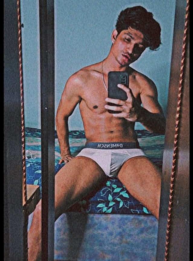Male escorts Individual  and  (couples and males not allowed)