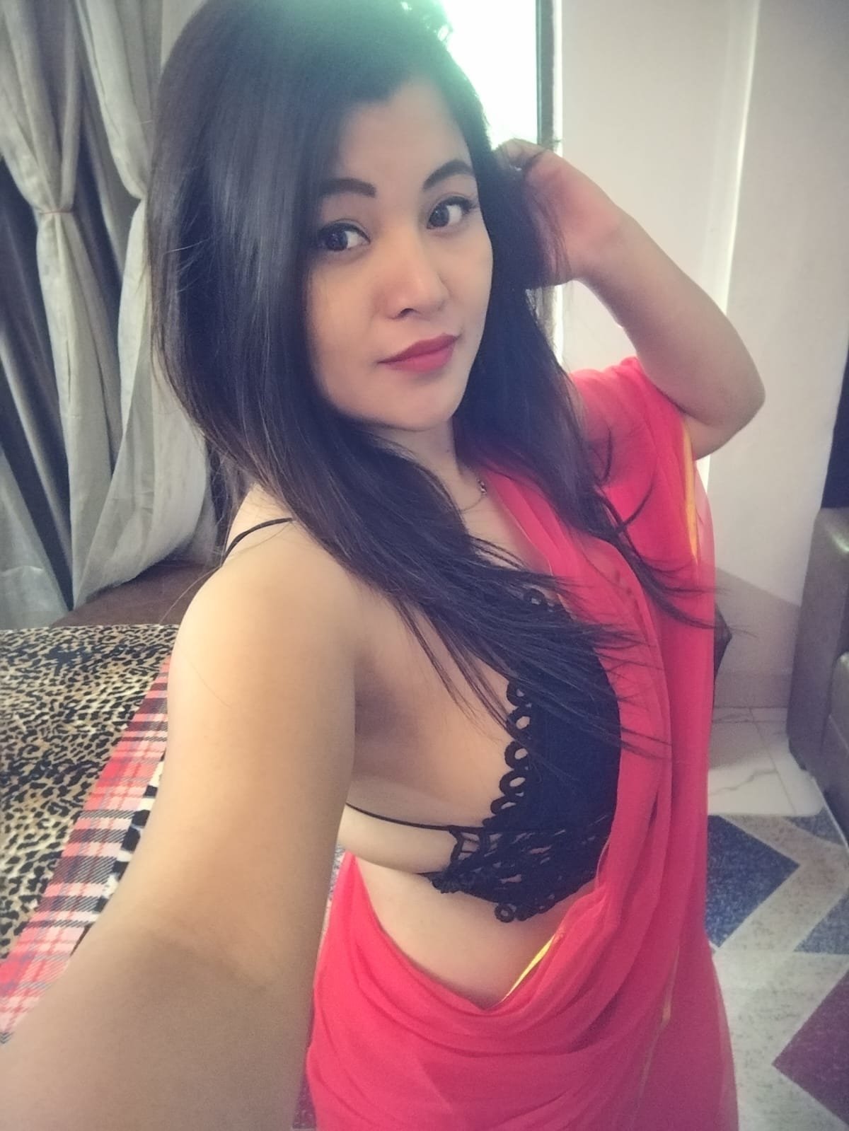 Independent Escort in Noida & Call Girl Service Noida