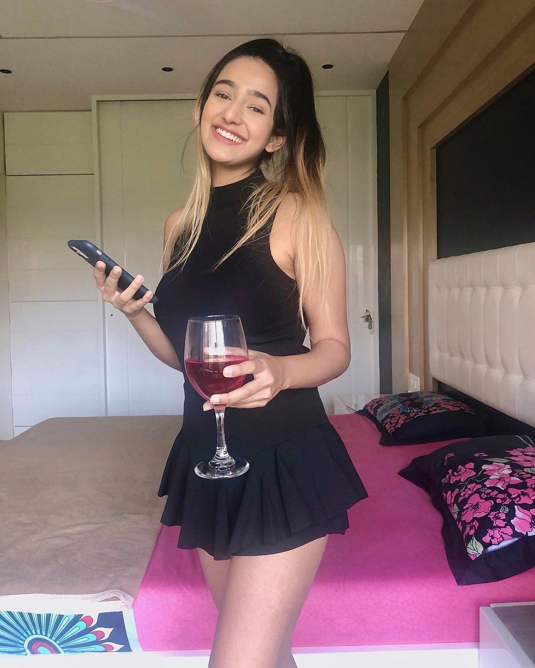 Manimajra full satisfied call girl service  hours available in...