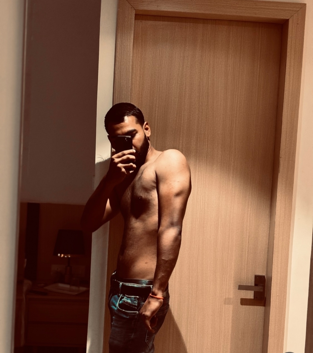 HELLO CALL BOY AVAILABLE BHOPAL % SECURE ULTIMATE SATISFACTION GIVE ME A CHANCE ONCE THEN YOU DONT NEED ANYONE ELSE