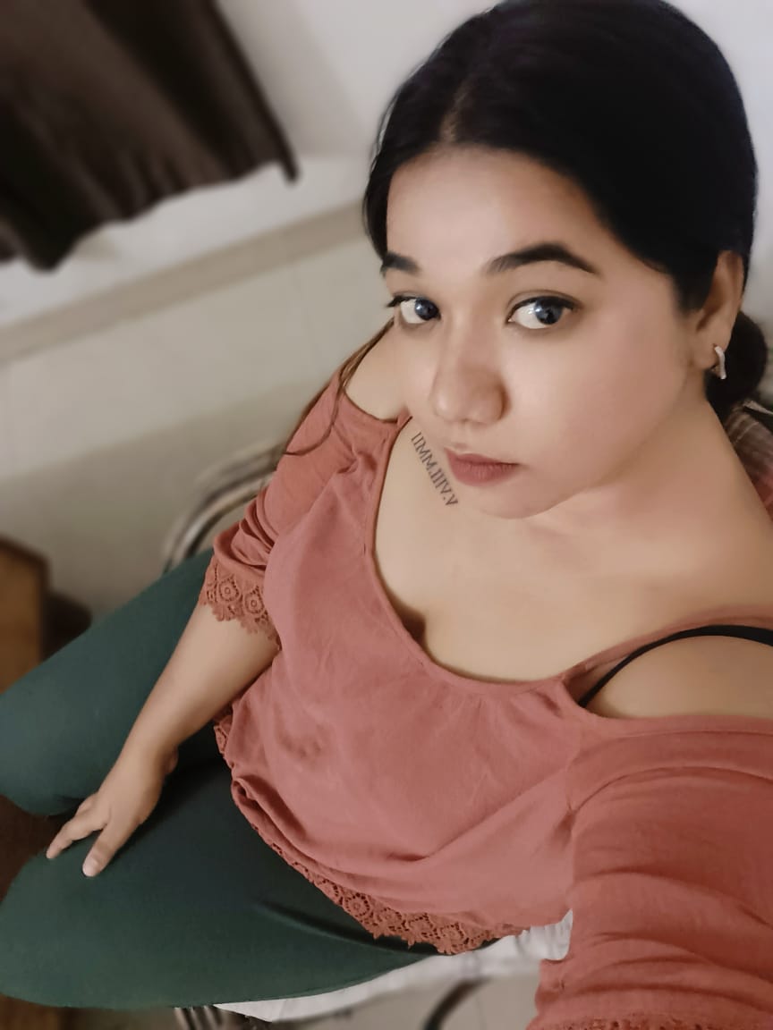 Alandi Maya new college girl high profile genuine service available your city