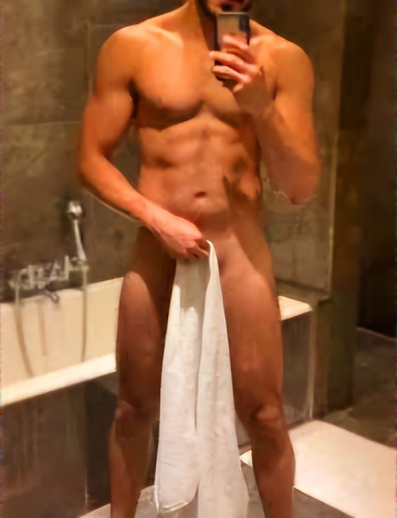 NO ADVANCE SAFE AND SECURE GENUINE MALE ESCORT SERVICE FOR FEMALES AND COUPLES