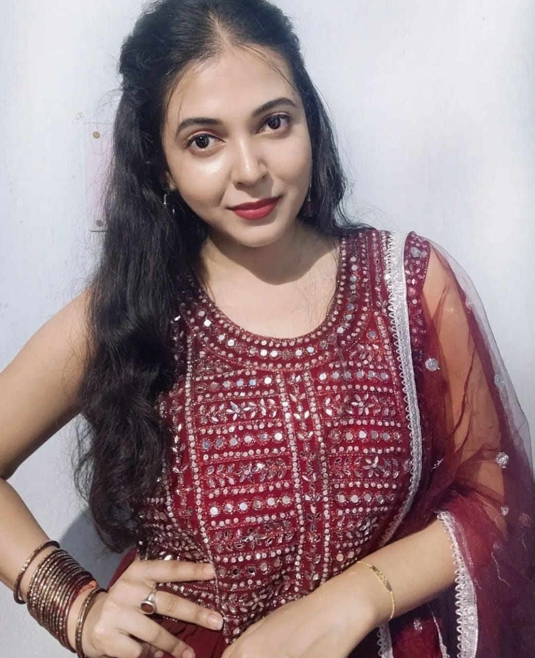 Pakka Promise Lowest Rate Call Girls Escorts Service Day Night  Hour Available Only CASH Payment Girls and Aunty Av..